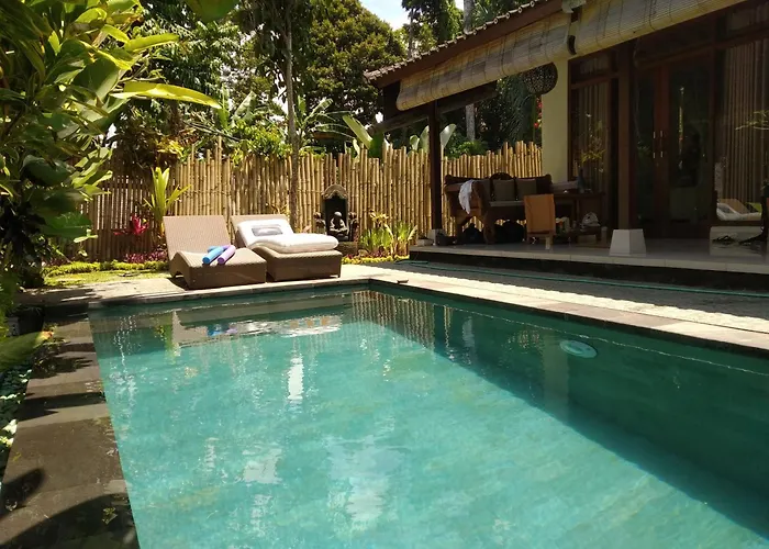 Adi Ari Villa